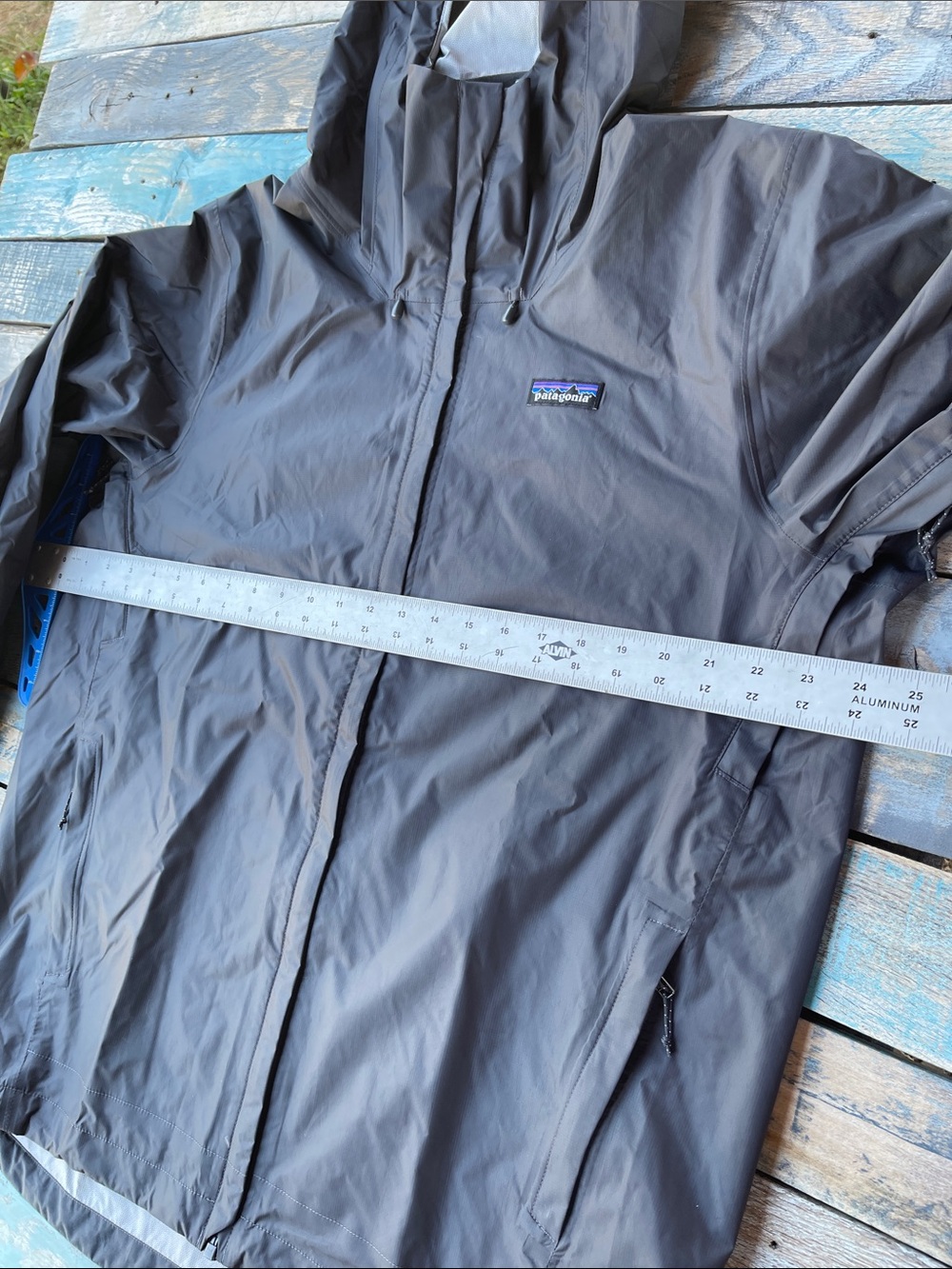 Patagonia h2no Torrent Shell Rain Jacket 8302 Sp 19 Men’s L - Picture 6 of 12